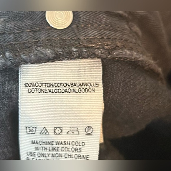 Free People Rock Denim Uptown Short- Blackbird/ Size 28 - Picture 7 of 7